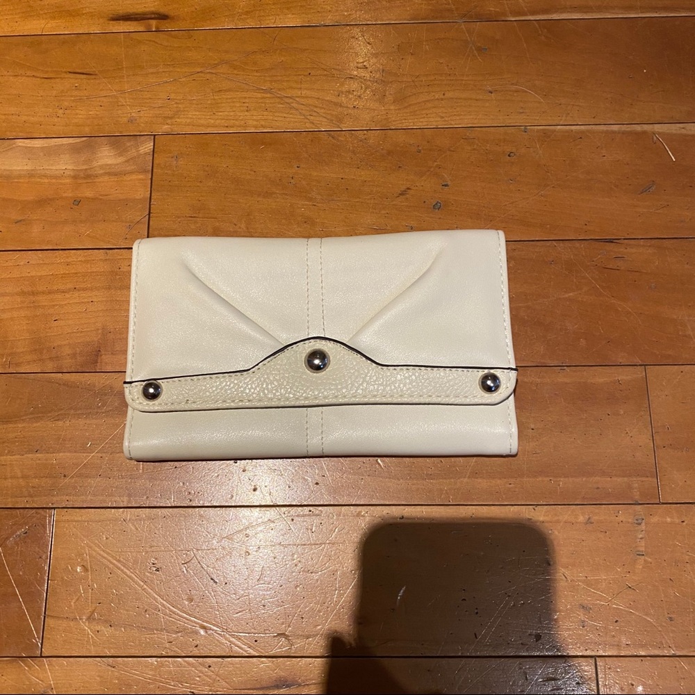Wilson’s leather wallet